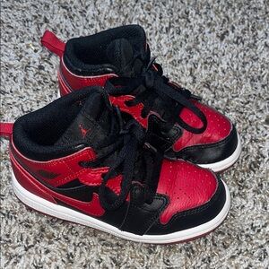 Jordan Kids Red and Black Sneakers